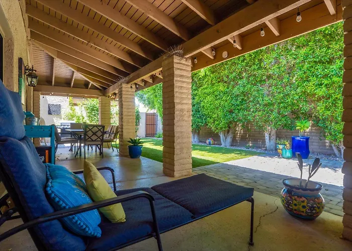 Pools Courts Bbq Firepit Pineapple Paradise *